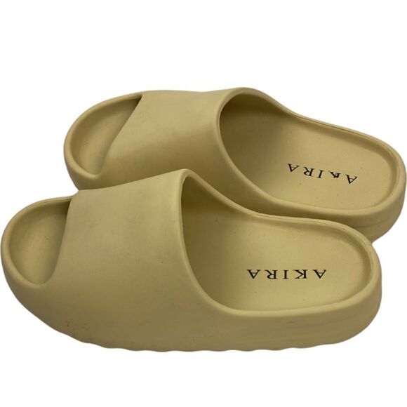 AKIRA MY TYPE FLAT SANDAL  - Picture 3 of 7